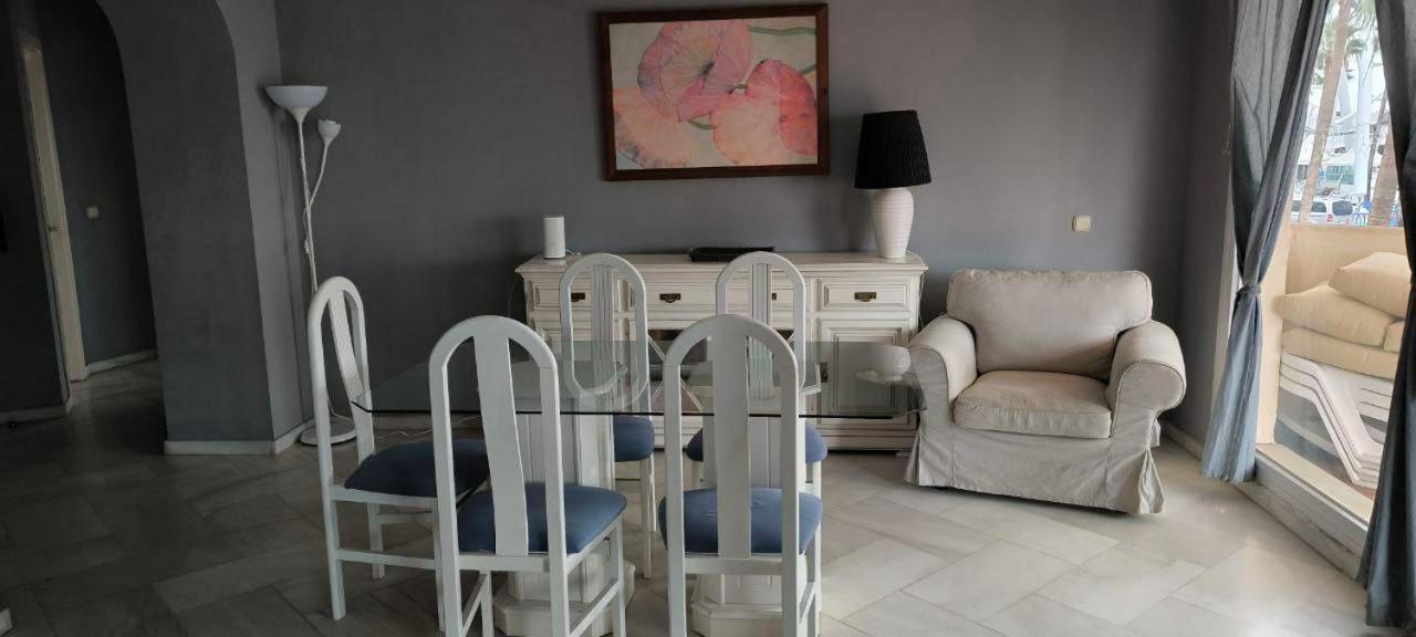Puerto Marina Apartment