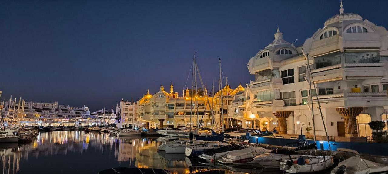 Puerto Marina *